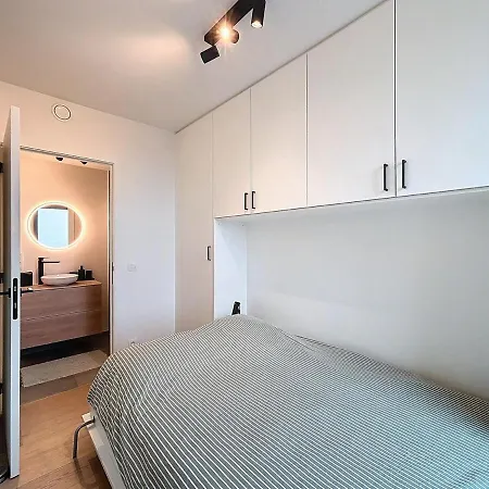 Flat O'sea - And Stadium