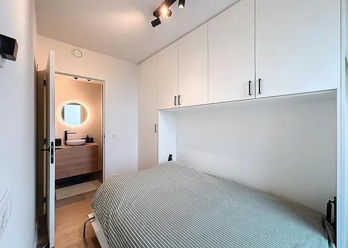 Flat O'sea - And Stadium